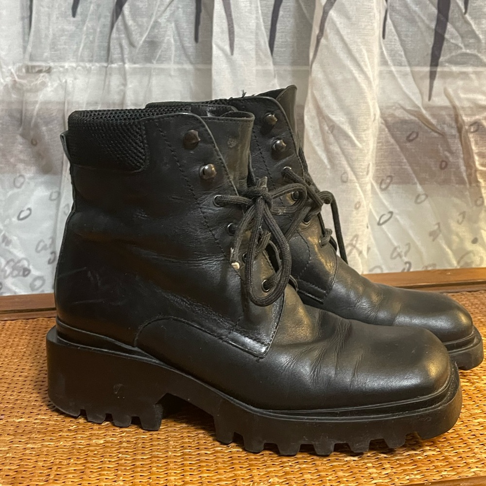 Grunge 90s moto/combat boots Nine West Cloud 9